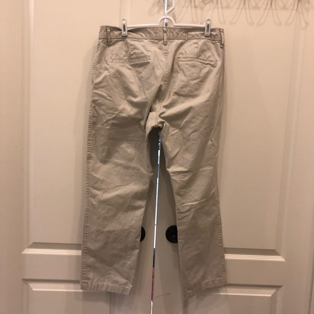 Gap khaki pants in light grey